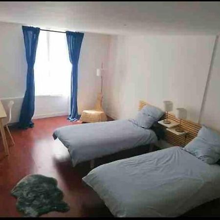 Appartement Cosy A Deux Pas De La Gare Λαβάλ Εξωτερικό φωτογραφία